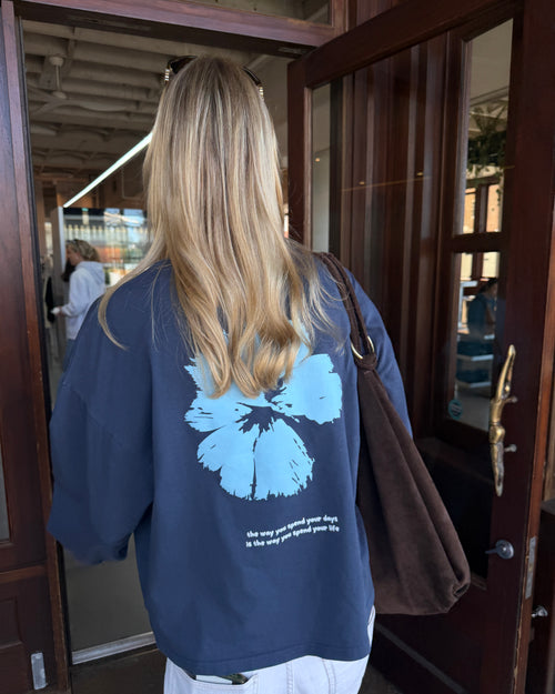 blue longsleeve